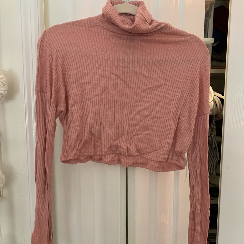 NWT forever 21 cropped turtleneck top